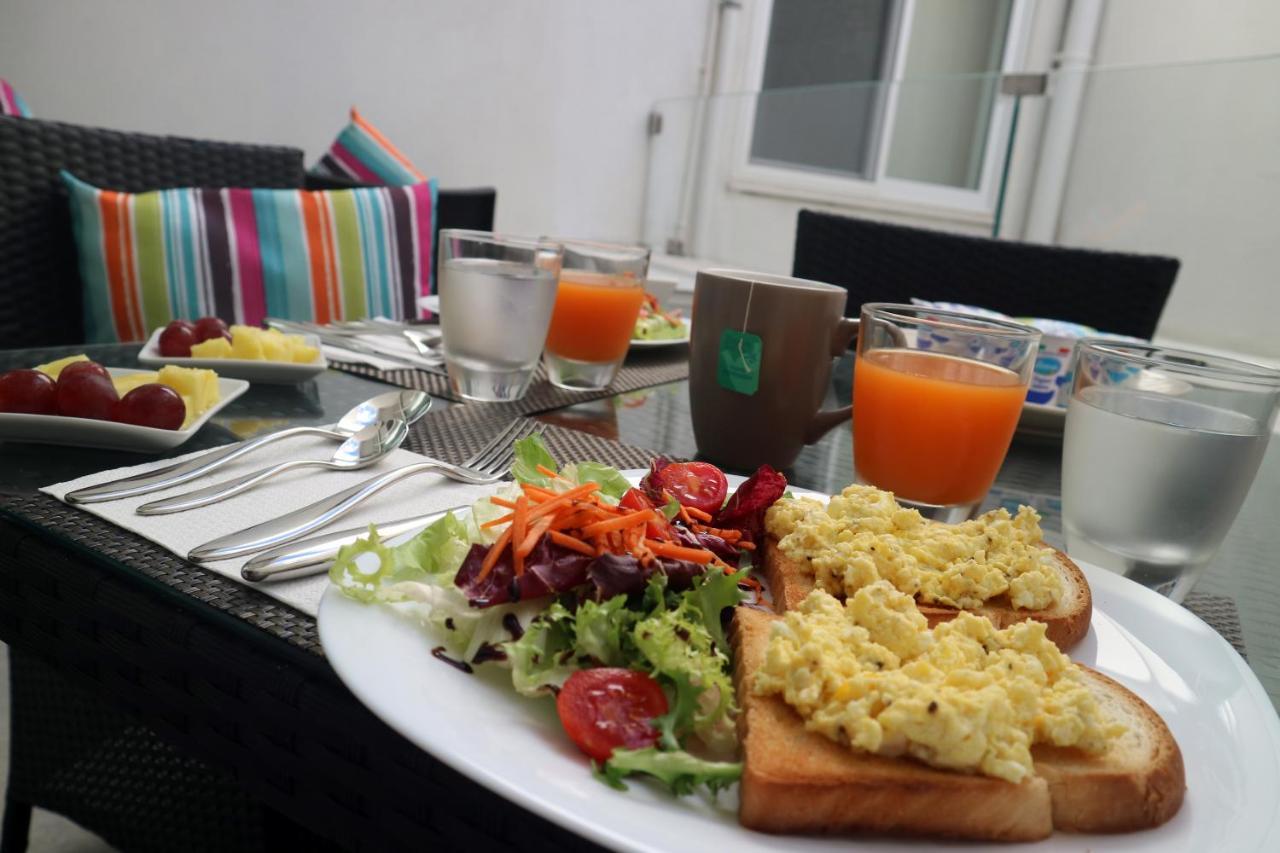 Escape To St Julians Bed and Breakfast St. Julian's Exteriör bild
